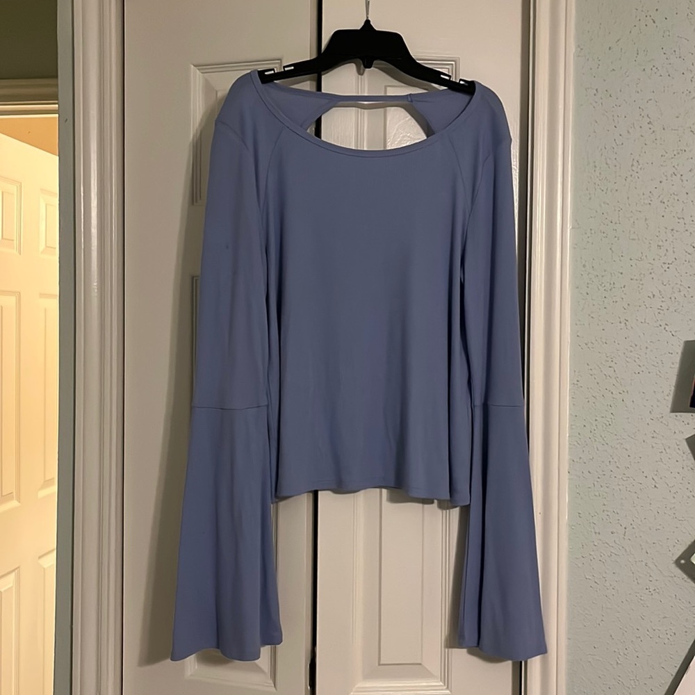 Women’s Hollister Periwinkle Bell Sleeve top with open back